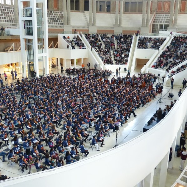 La Trobada Fiddle ha reunit més de 500 alumnes de corda fregada de 28 escoles de música de Catalunya