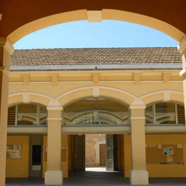 L’escola i conservatori municipal de música de Vilanova busca professorat de clarinet i oboè