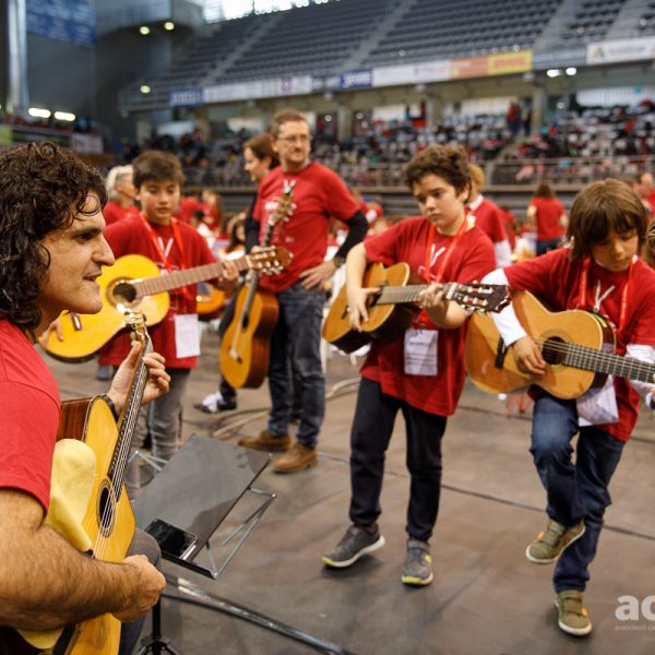 Trobada de Guitarres i baixos