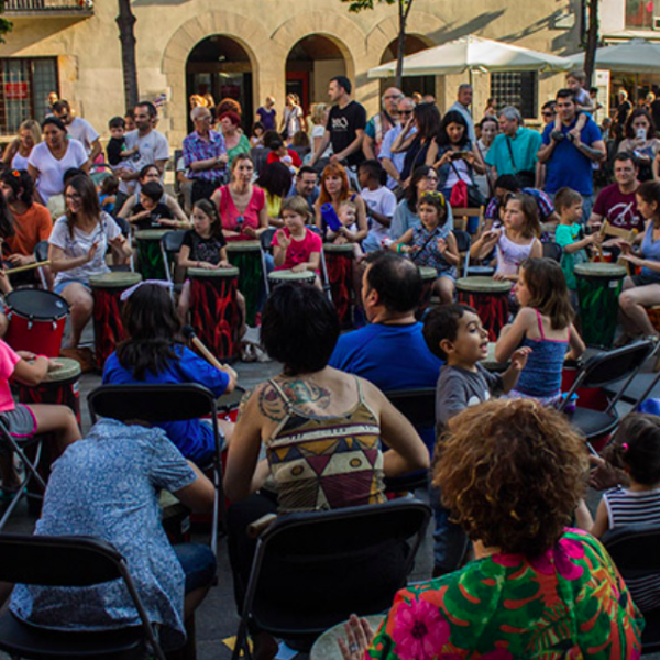 Inscripcions obertes al curs ACEM “Cercles de percussió. Construint comunitat més que no pas audiències” amb Pau Gimeno