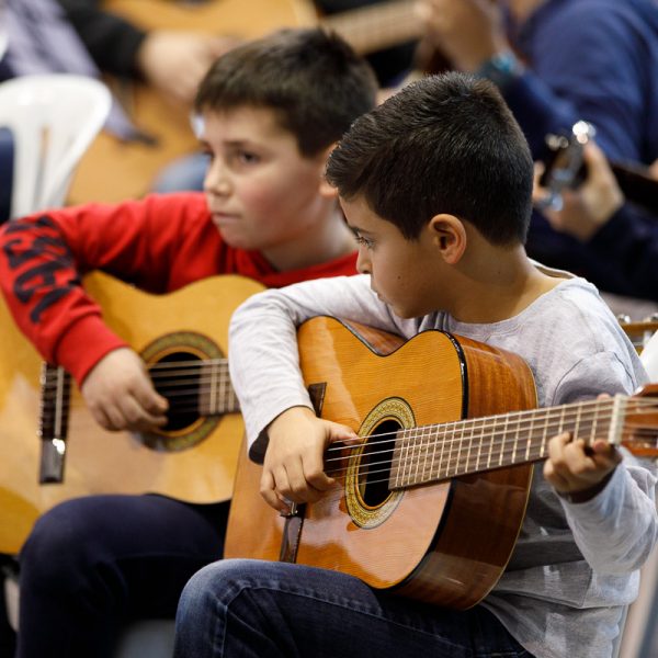 L’EMM de Castellbisbal busca professor/a de guitarra clàssica i llenguatge